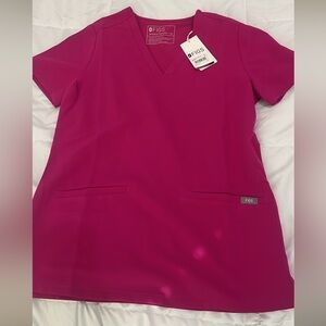 Magenta Casma Figs top
